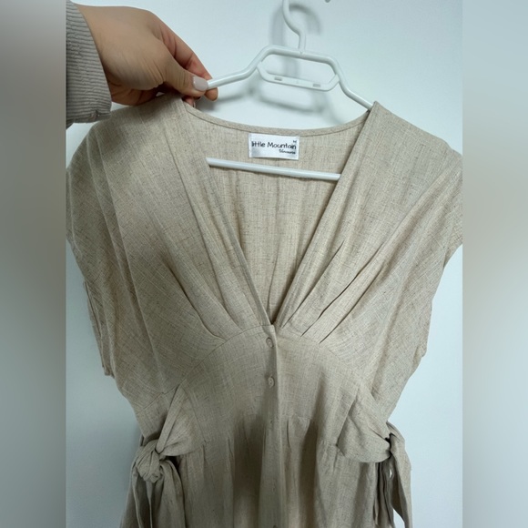 Maxi linen dress with front buttons - Picture 6 of 8